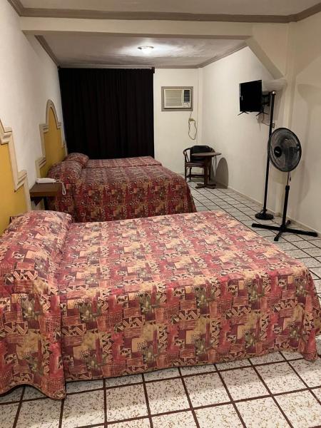 På billedet ses objektet Hotel y Restaurant Real Plaza Jacona beliggende i byen Ciudad Valles.