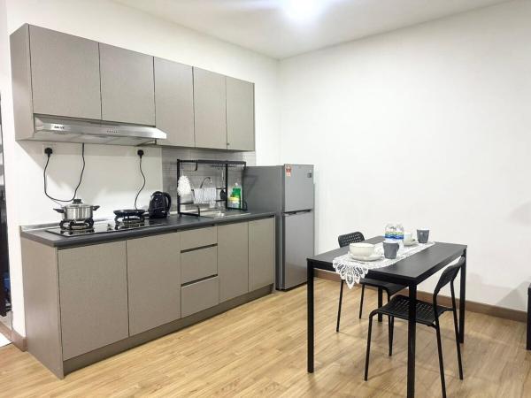 Simfoni - Big Balcony, Self Check In, Free Netflix, 200mbps Wifi, Parking at level 1 photo 8
