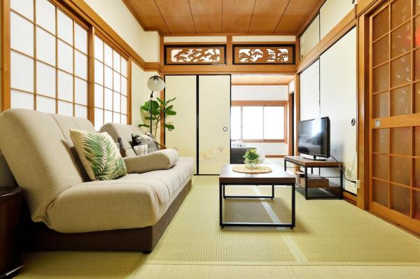 Foto 4: FUKUSHlMA HOUSE -spacious & convenient- 広々112平米の一軒家! 福島駅徒歩5分!