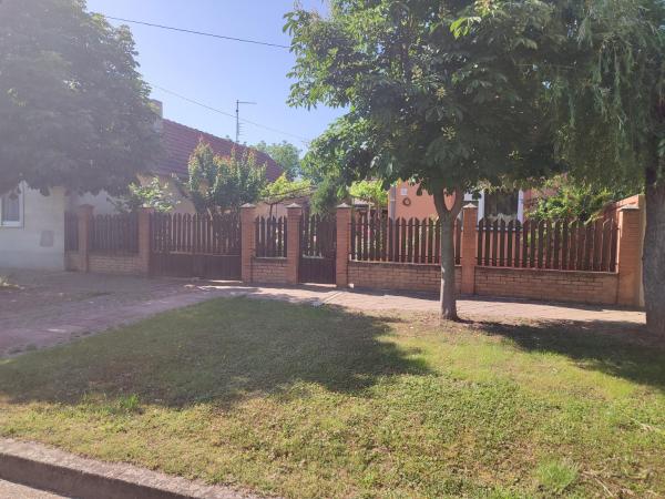 A la foto es mostra l'objecte Apartmani Stojičić situat a la ciutat de Bela Crkva.