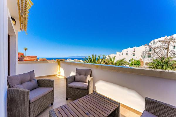 På billedet ses objektet Sea'Esta 1br ocean view 2 smart tv 2 pool beliggende i byen Adeje.
