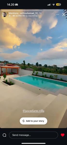 写真にはPacet市にあるVilla Ubud at Jason Farm Cipanasが写っています。