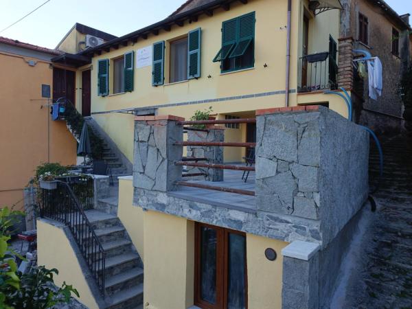 På billedet ses objektet New Borgo Foce beliggende i byen La Foce.