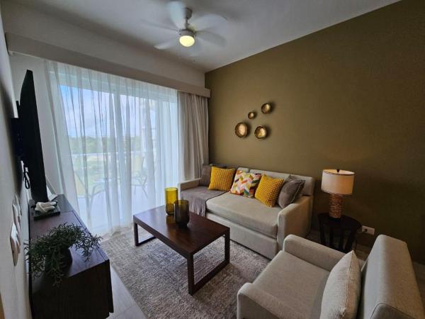 På billedet ses objektet Deluxe Condo w/Pool View at Hard Rock Golf C. beliggende i byen Punta Cana.