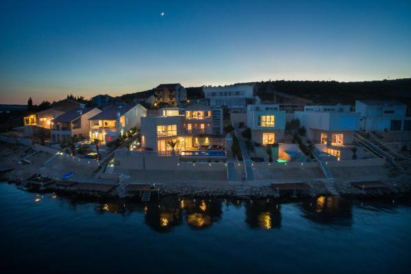 Good Cama Resort - Starigrad-Paklenica
