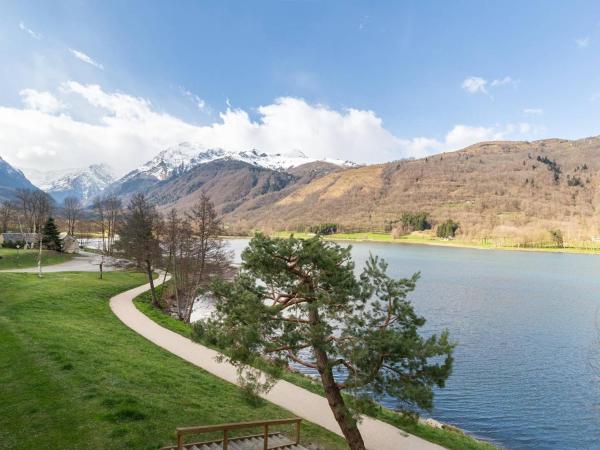 A la foto es mostra l'objecte Duplex rénové 6 pers avec vue sur lac à Loudenvielle - FR-1-695-72 situat a la ciutat de Mont.