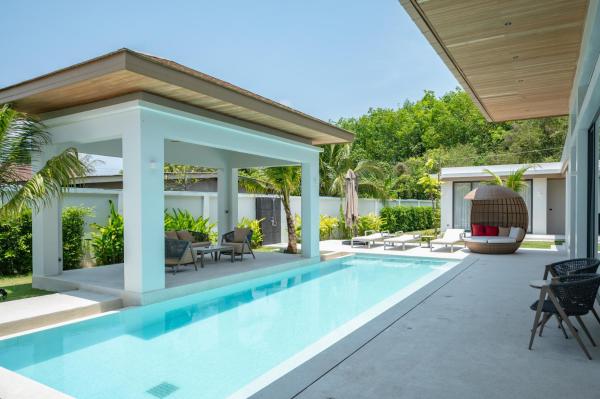 Mouana Breeze Mai Khao Vip 4-bedroom Pool Villa 9913 - Nai Yang
