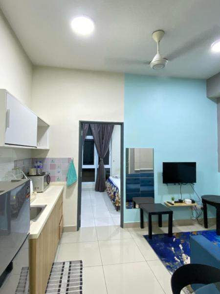 Foto 3: Studio with King Bed by Zana Homestay Mesahill