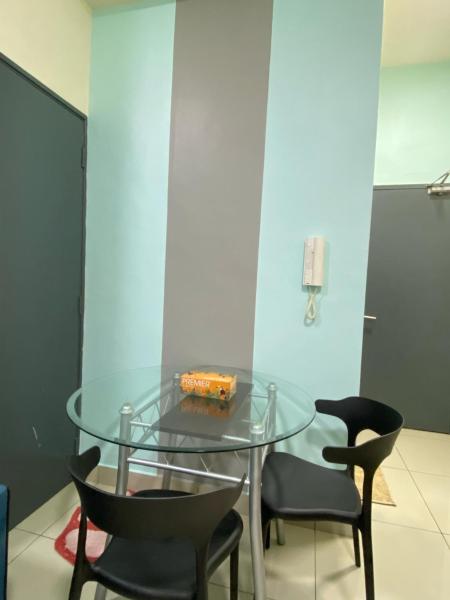 Foto 8: Studio with King Bed by Zana Homestay Mesahill