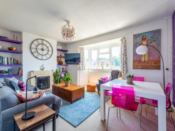 Cozy 4-bed With Garden In Trendy Stoke Newington - Pass The Keys - Londres