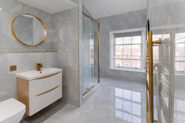 Foto 5: Flatzy - City Centre Mansion 2, Sleeps 22, 4 Baths
