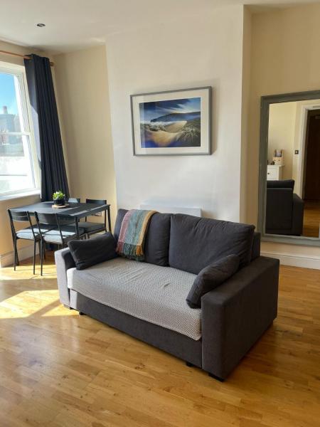 Cardiff Apt - Sleeps 6 - Castle & Stadium Nearby, Cardiff