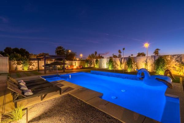 Foto 9: BackyardOasis - FamilyRetreat Villa - HeatedPool