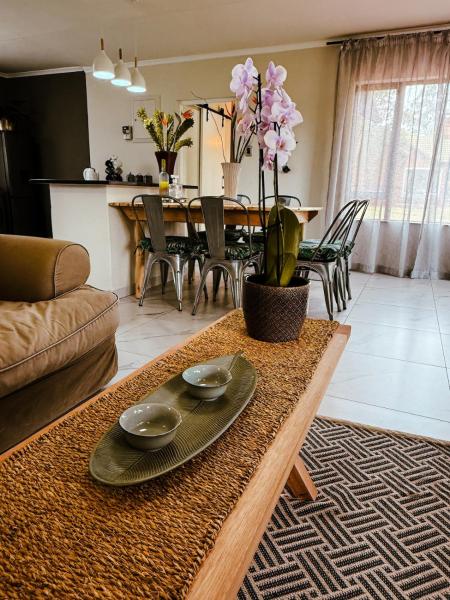 A la foto es mostra l'objecte 31 Greenway Woods Ease and Style situat a la ciutat de White River.