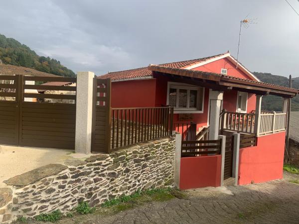 Casa Do Feligrés E Da Alsira - Chantada