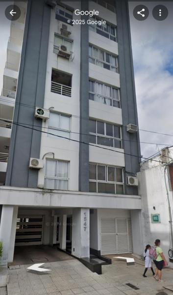 A la foto es mostra l'objecte Departamento confortable Excelente ubicación con cochera situat a la ciutat de Corrientes.