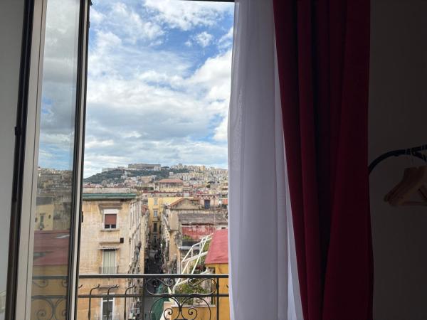 Auf dem Foto ist das Objekt B&B Tarumbò in der Stadt Neapel zu sehen.