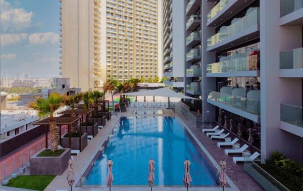 Nella foto è visibile l'oggetto Luxurious 1BR Apartment with Stunning Views situato nella città di Dubai.