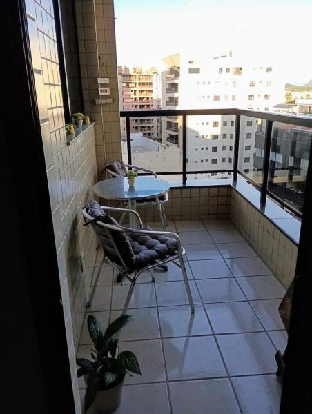 A la foto es mostra l'objecte Apto pertinho Praia do Morro situat a la ciutat de Guarapari.