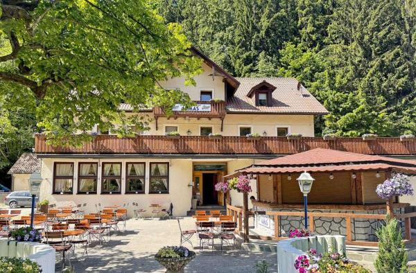 Στη φωτογραφία φαίνεται το αντικείμενο Sparta Hotel που βρίσκεται στην πόλη Pottenstein.
