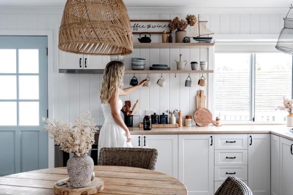 The photo shows the Shack In The Dunes located in the city of Lebrina.