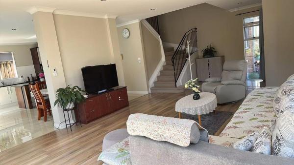 Stylish 5 Bedroom Property, Auckland