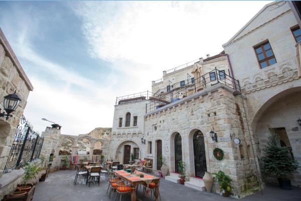 Na fotografii je vidět objekt Asuwari Suites Cappadocia nacházející se ve městě Ürgüp.