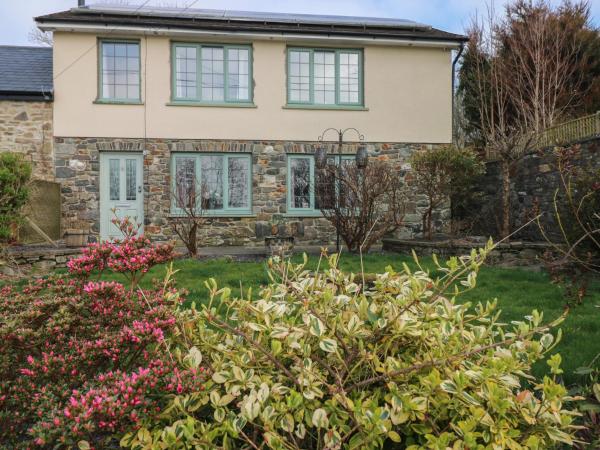 Carreg Yr Onnen - Solva