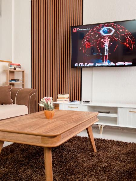 Cozy Corner Apartment, Gjakove