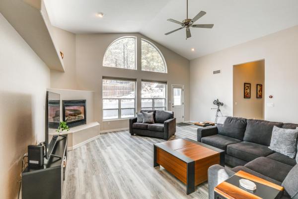 A la foto es mostra l'objecte Near Hiking and Golf Peaceful Home in Flagstaff! situat a la ciutat de Flagstaff.