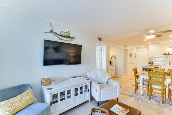 Billede 5: Beachfront Abode with Pool Access in Gulf Shores!