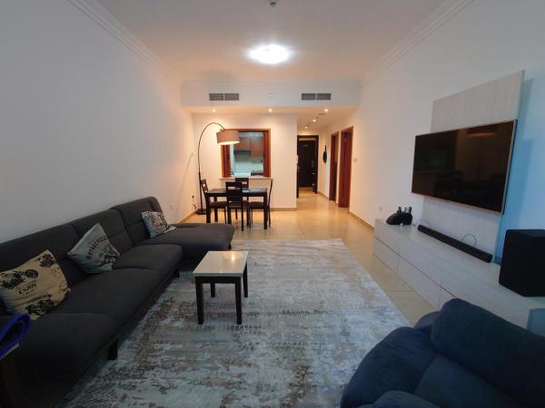 På billedet ses objektet Spacious 1 Bedroom Plus Hall in Mag218 beliggende i byen Dubai.