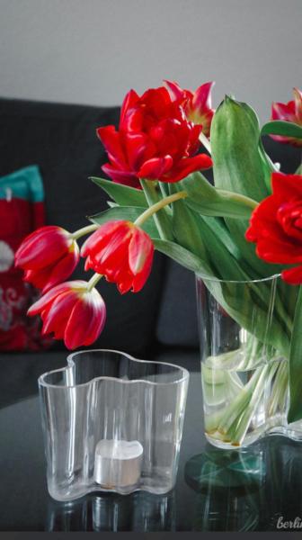 A la foto es mostra l'objecte Mikos situat a la ciutat de Stade.