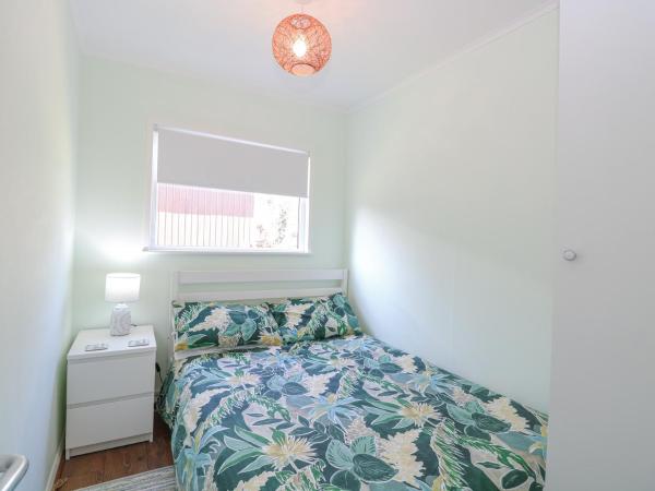 Number 19 photo 7