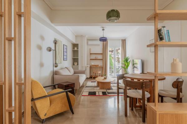 Casa Riviera-Newly Renov 2Br Luxury Apt near Sea, Athen