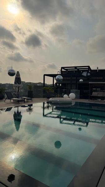 A la foto es mostra l'objecte Modern 1 bedroom diamond in city apartment situat a la ciutat de Accra.