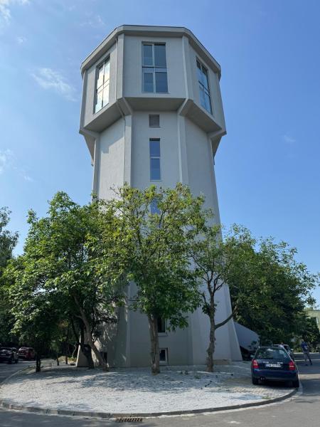 E64 Wieża Wrocław, Wrocław