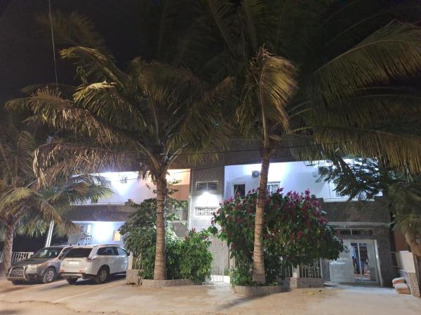 A la foto es mostra l'objecte La Mboroise situat a la ciutat de Camp Peuls.