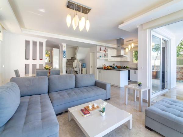 Lavish villa with Turkish Steam Bath, Kalkan