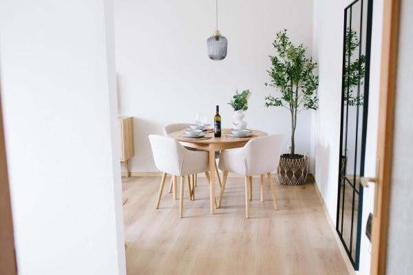 Στη φωτογραφία φαίνεται το αντικείμενο stay-a-while Apartment I Hannah I WLAN, kostenloser Parkplatz, Netflix που βρίσκεται στην πόλη Sebnitz.