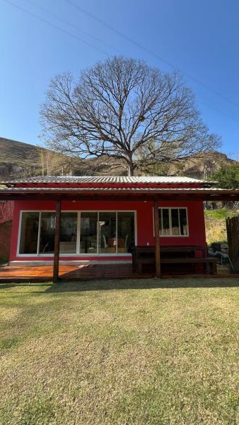 Nella foto è visibile l'oggetto Chácara Maria Flor Sana situato nella città di Macaé.