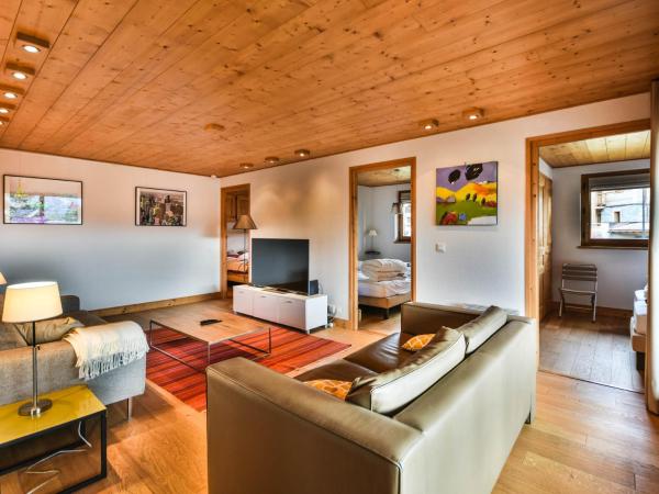 A la foto es mostra l'objecte Spacieux T4 aux Gets près des pistes avec terrasse - FR-1-685-86 situat a la ciutat de Les Gets.