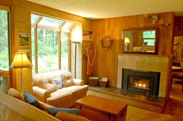 En la foto se muestra el objeto Snowater Condo 84 - large condo with private sauna and soaker tub ubicado en la ciudad de Bellingham.