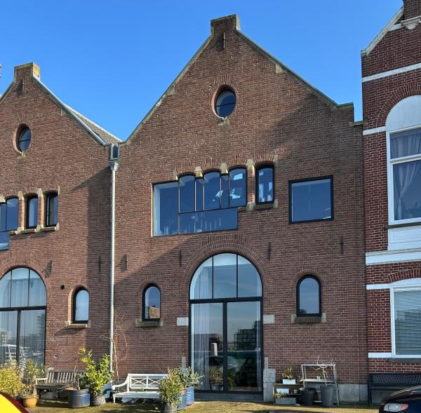 Op de foto is het object Design appartement te zien, gelegen in de stad Zwijndrecht.