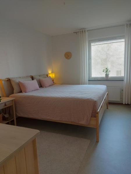 Na zdjęciu widoczny jest obiekt feel like your own home położony w mieście Barkarby.