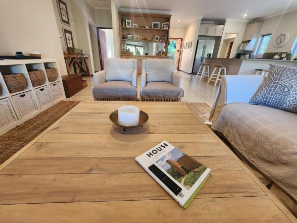 A la foto es mostra l'objecte Maclarty House - Golf Estate Villa situat a la ciutat de White River.