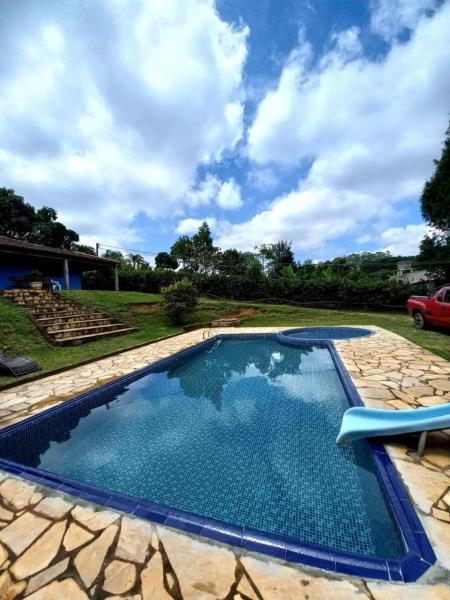 A la foto es mostra l'objecte Casa de Campo em Mairinque - Rancho Helio Lima situat a la ciutat de Mairinque.