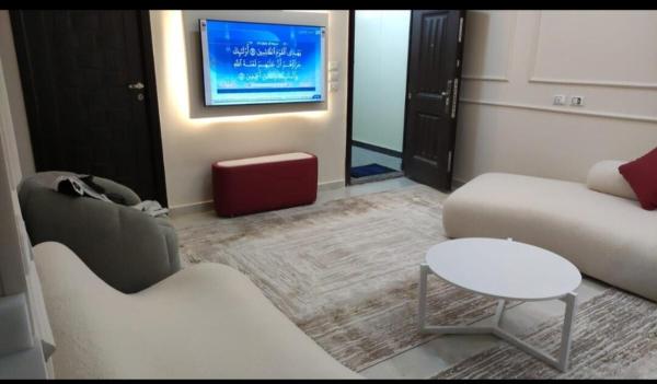 Апартаменты с 2 спальнями — 110 m² - flat with garden