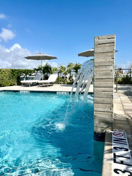 På billedet ses objektet Bay Breeze Premium Apartments by Eskape Collection beliggende i byen Bal Harbour.