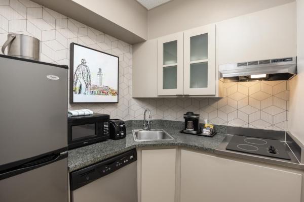 Foto 4: DoubleTree Suites by Hilton Austin Downtown Capitol